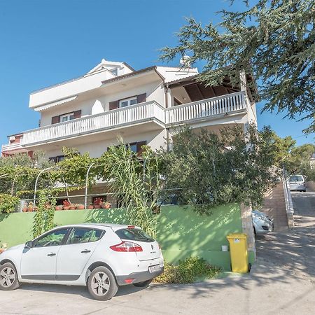 Apartments Snjezana Tisno Eksteriør billede